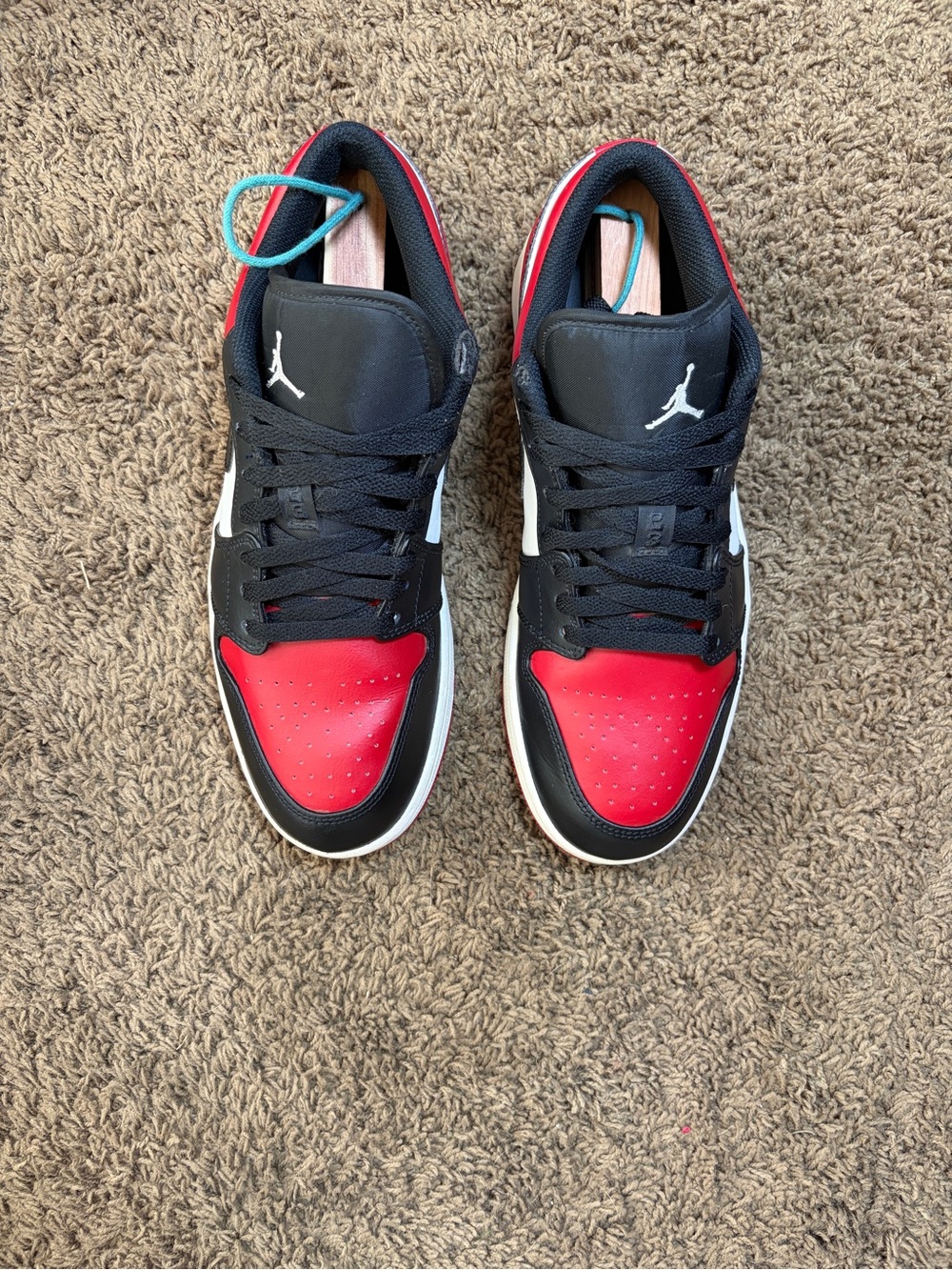 Air Jordan 1 low bred toe
